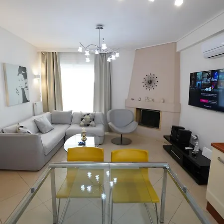 Διαμέρισμα Garden Next To The Mall -private Parking *
